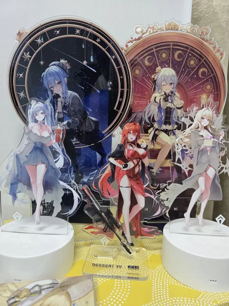 勝利の女神 NIKKE デザート39 シンデレラ アクリルスタンド